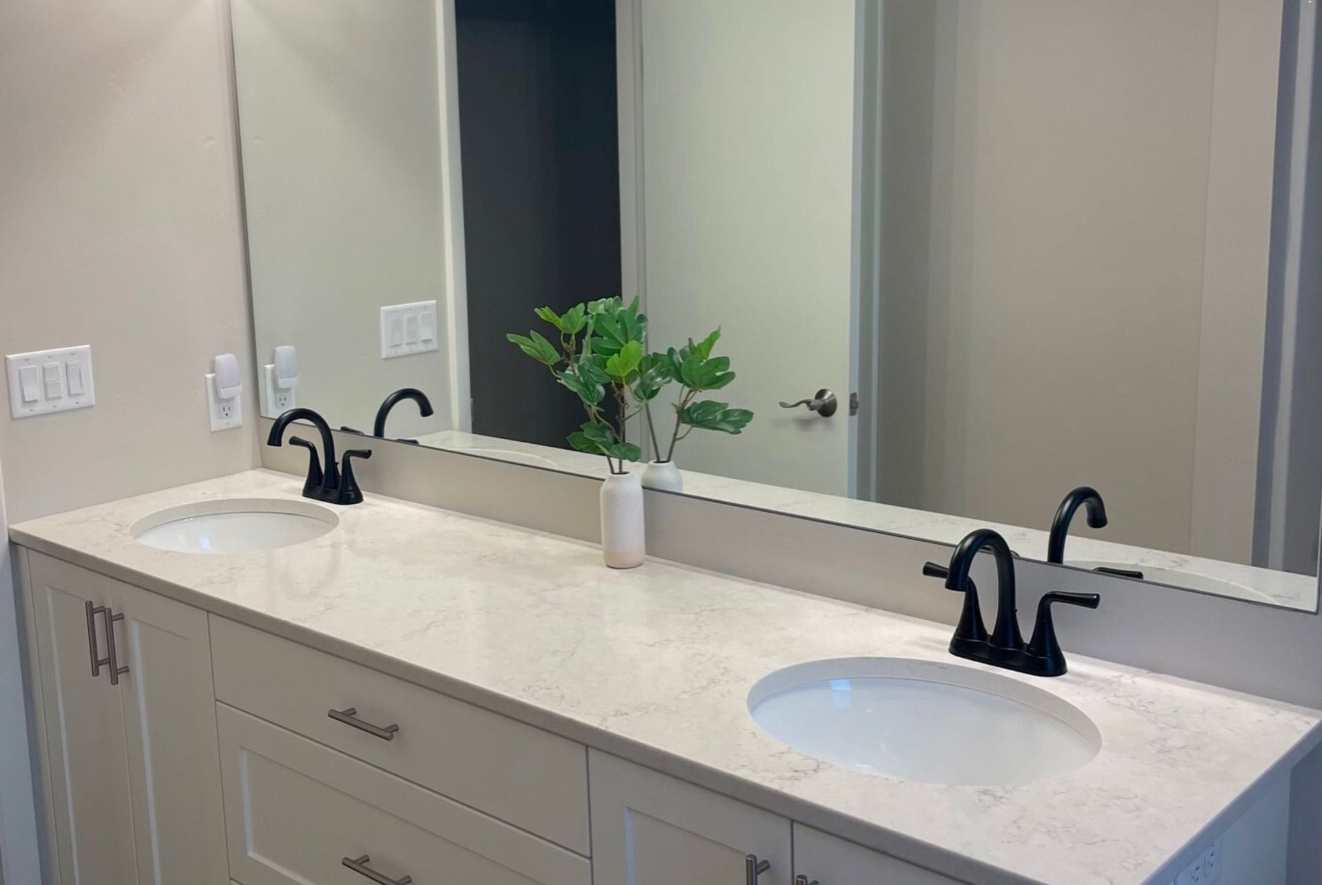 Serenity bathroom cabinets by Becks - 4