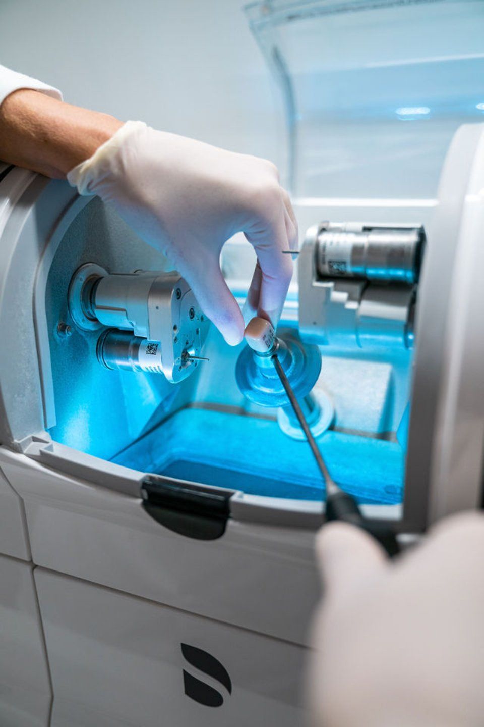 macchina realizzazione protesi