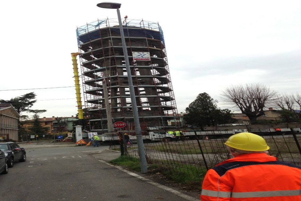 Ponteggio per cisterna