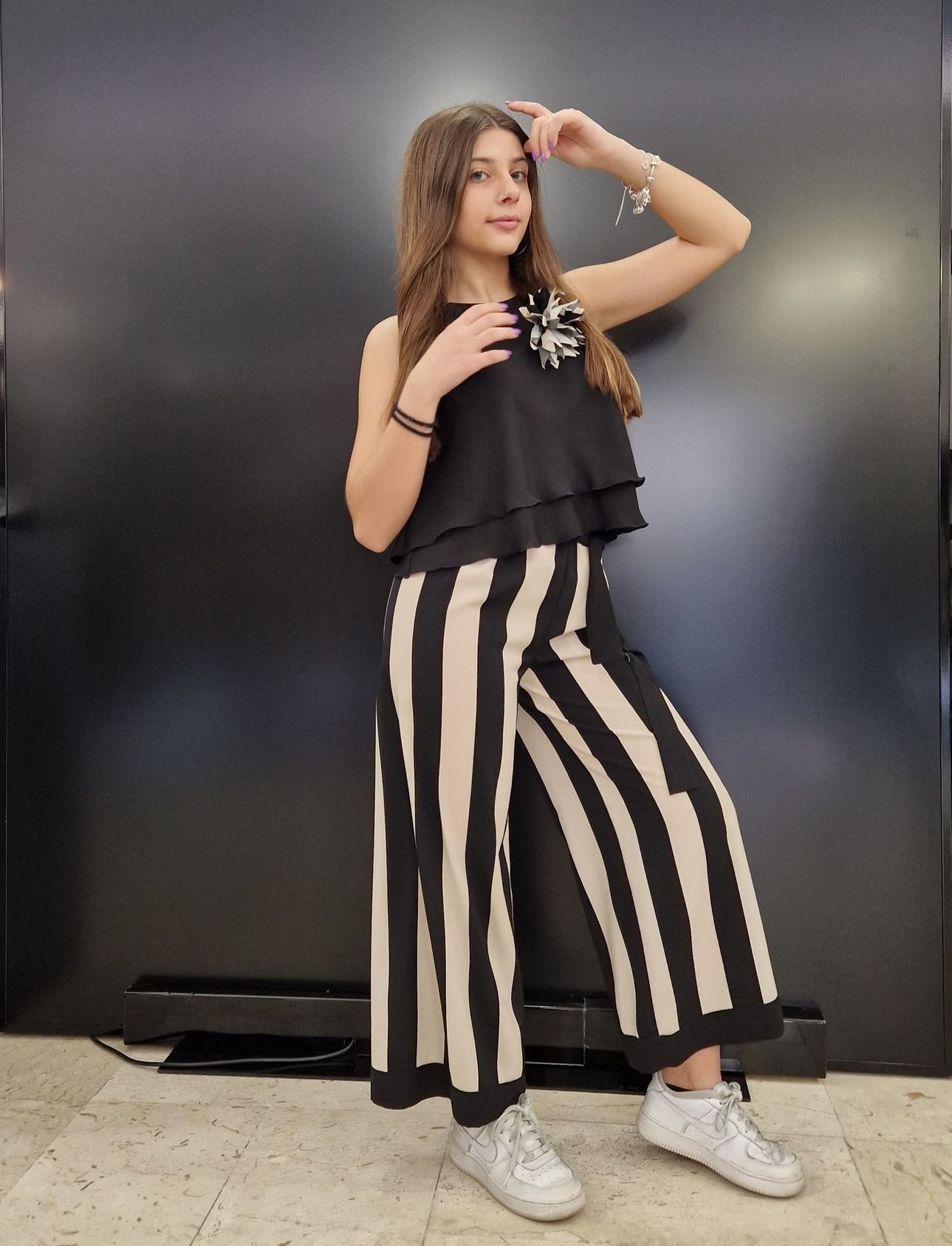 completo nero e tortora