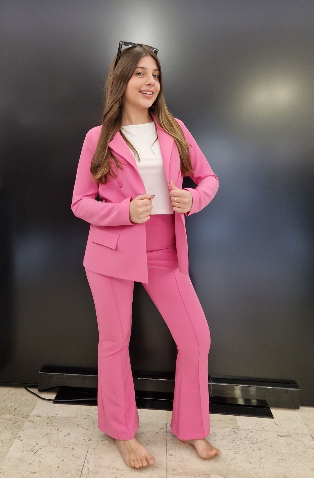 tailleur pantalone rosa fluo