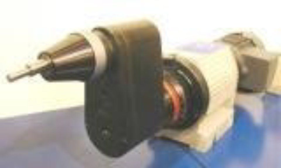 Testa di ribaditura speciale