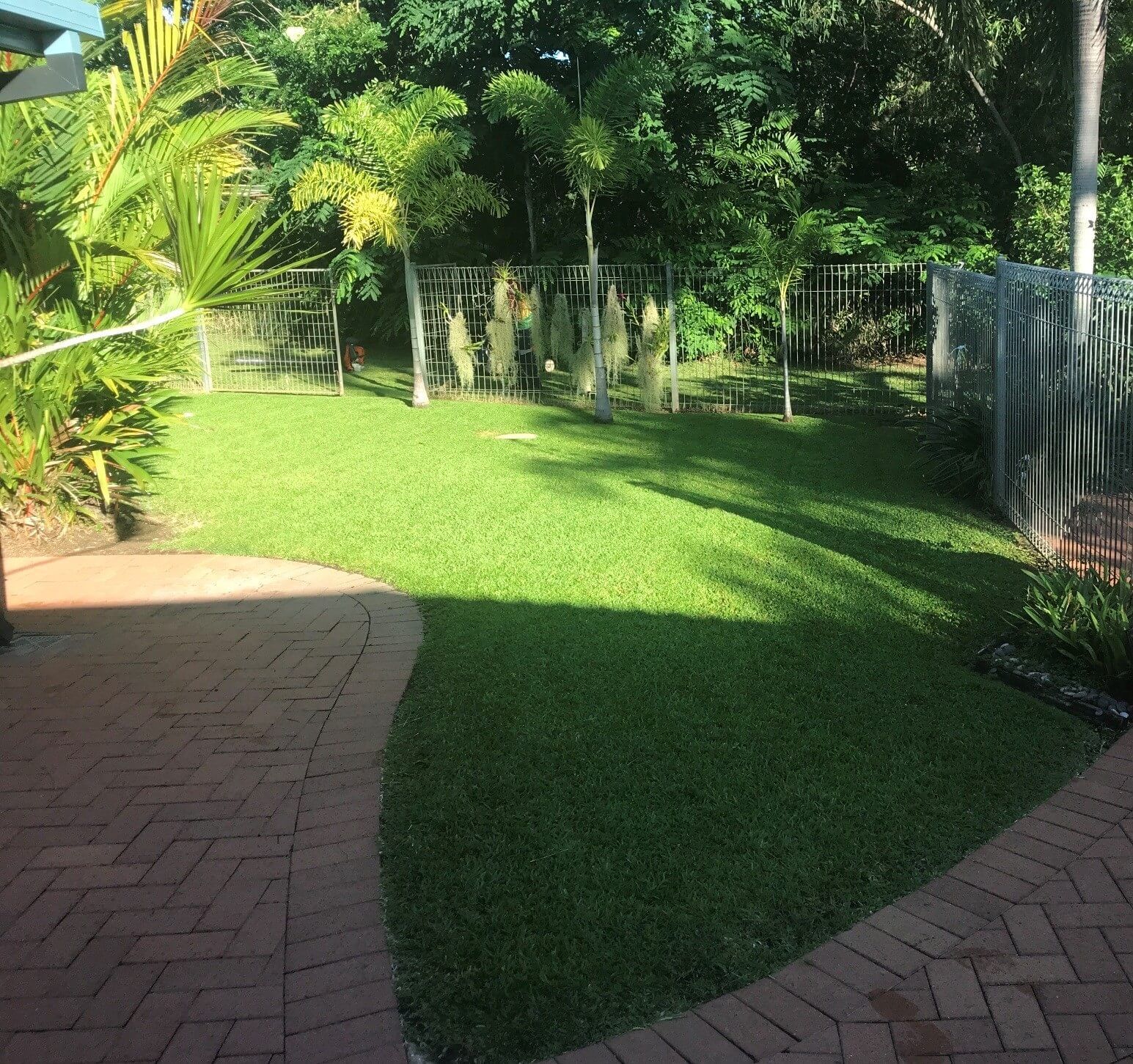 Garden Maintenance 11– Garden Maintenance in Darwin River, NT