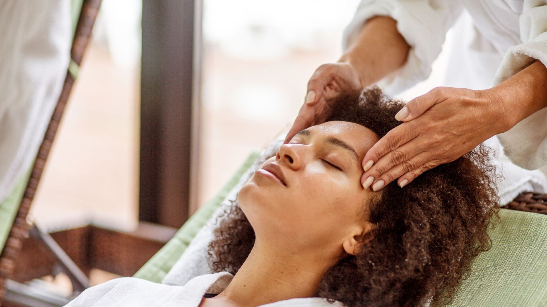 Massage therapy for migraine