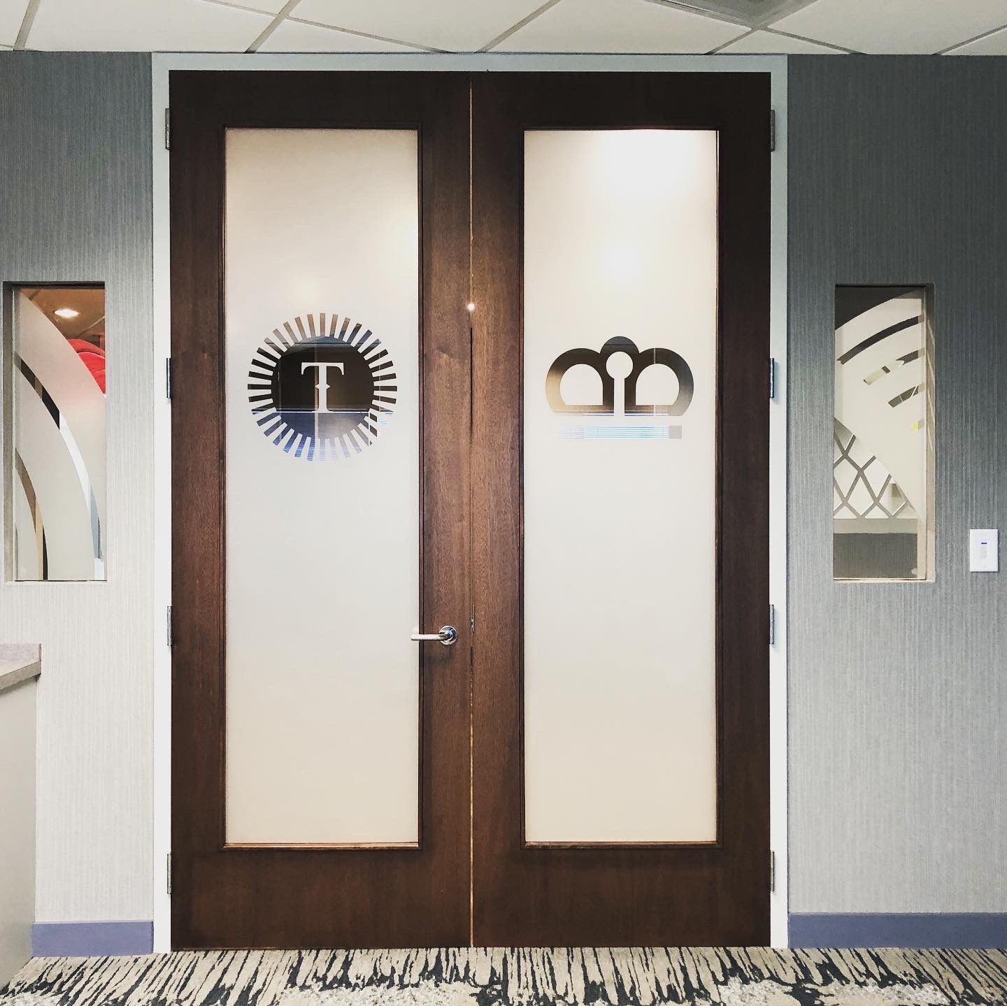 A door with the letter t on it