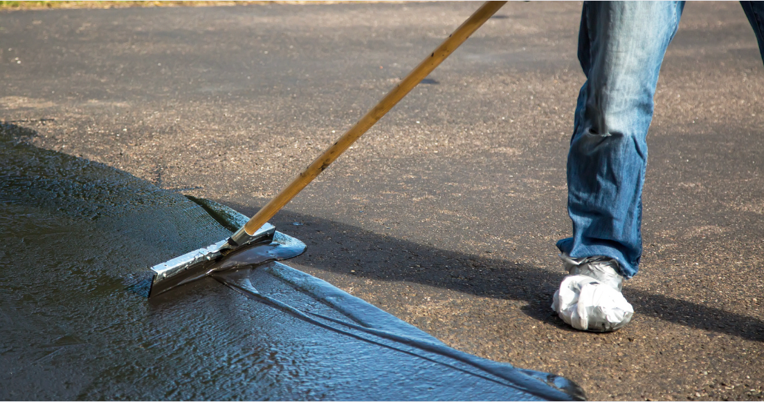 Choosing the right time of year for driveway sealcoating