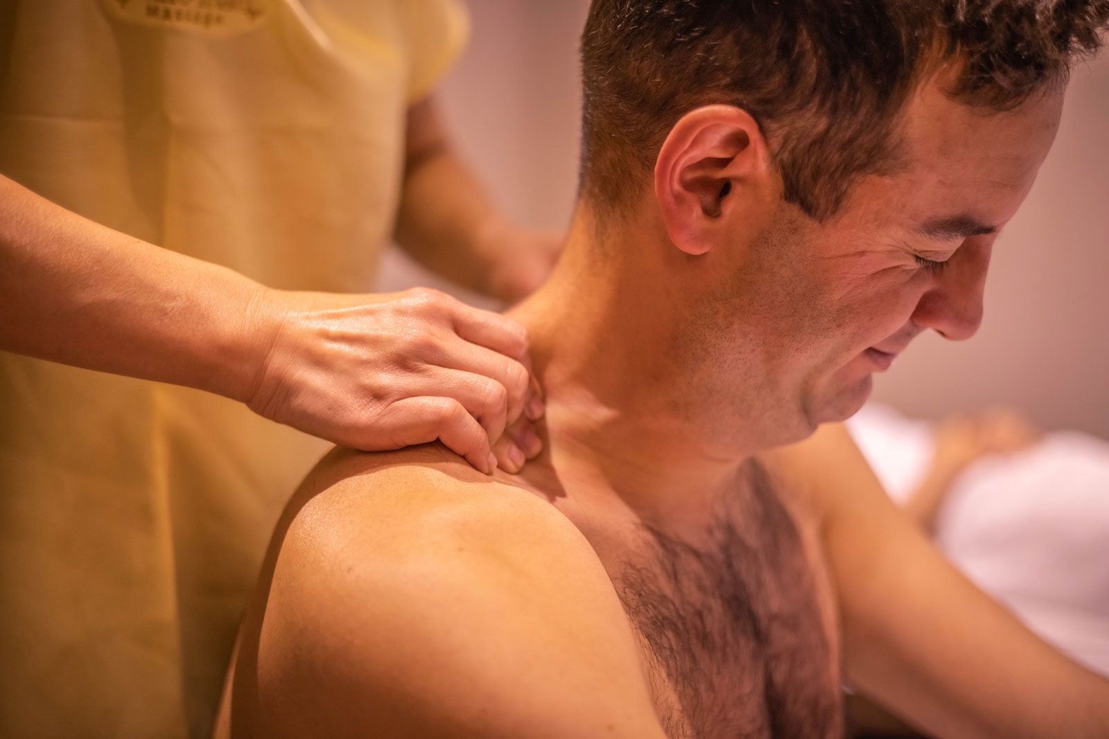 Neck & Shoulders Massage at Nim Thai Therapeutic Massage Surry Hills, Taylor Square Darlinghurst
