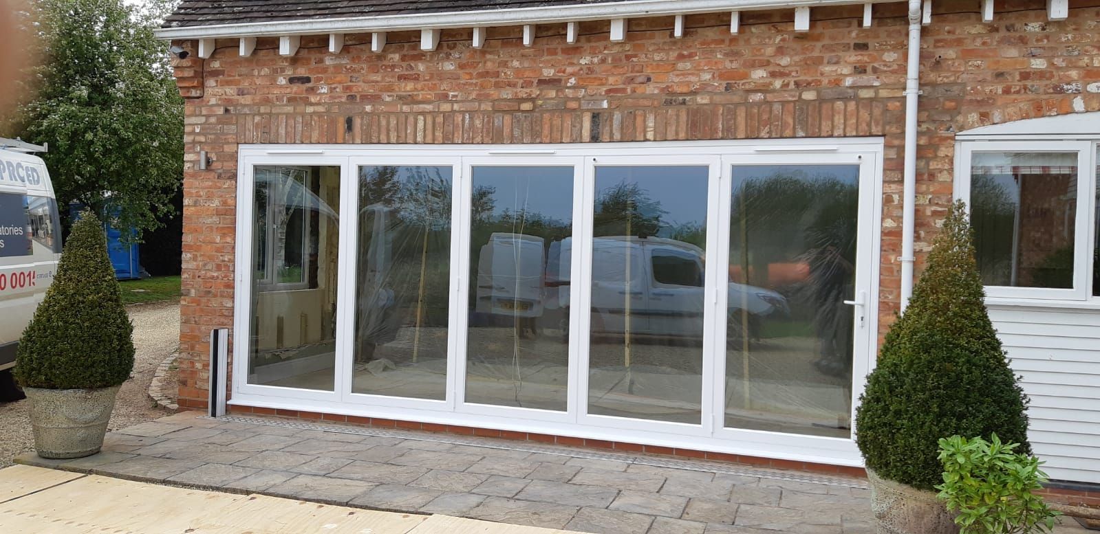 Aluminium Bi Fold Doors in White