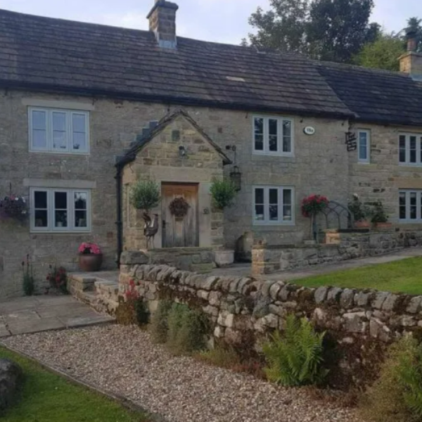 Traditional house with Flush casement windows by Prior Products  Stratford upon Avon