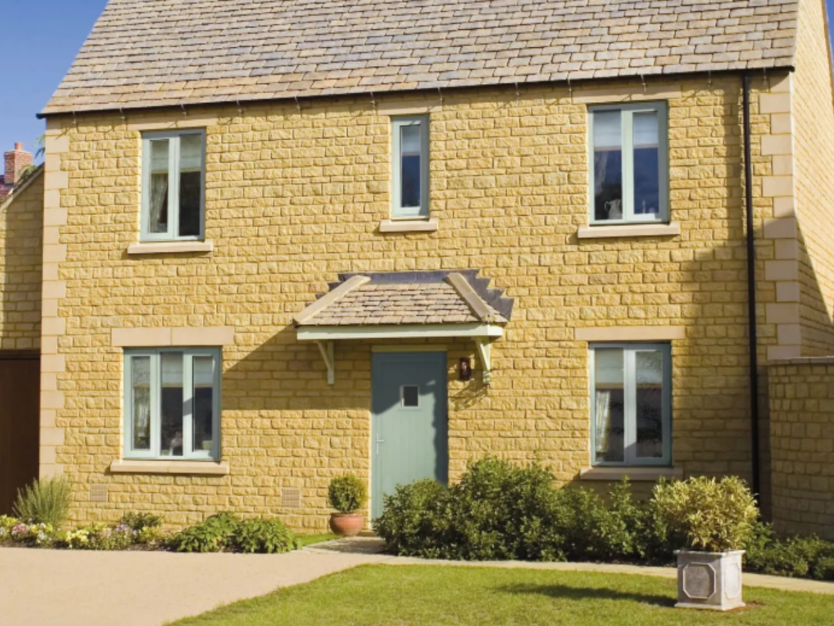 Stone house Casement windows - Prior Products Stratford-upon-Avon
