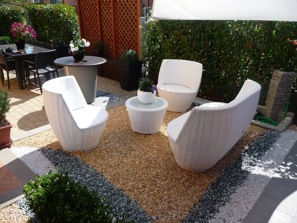 poltroncine per giardino