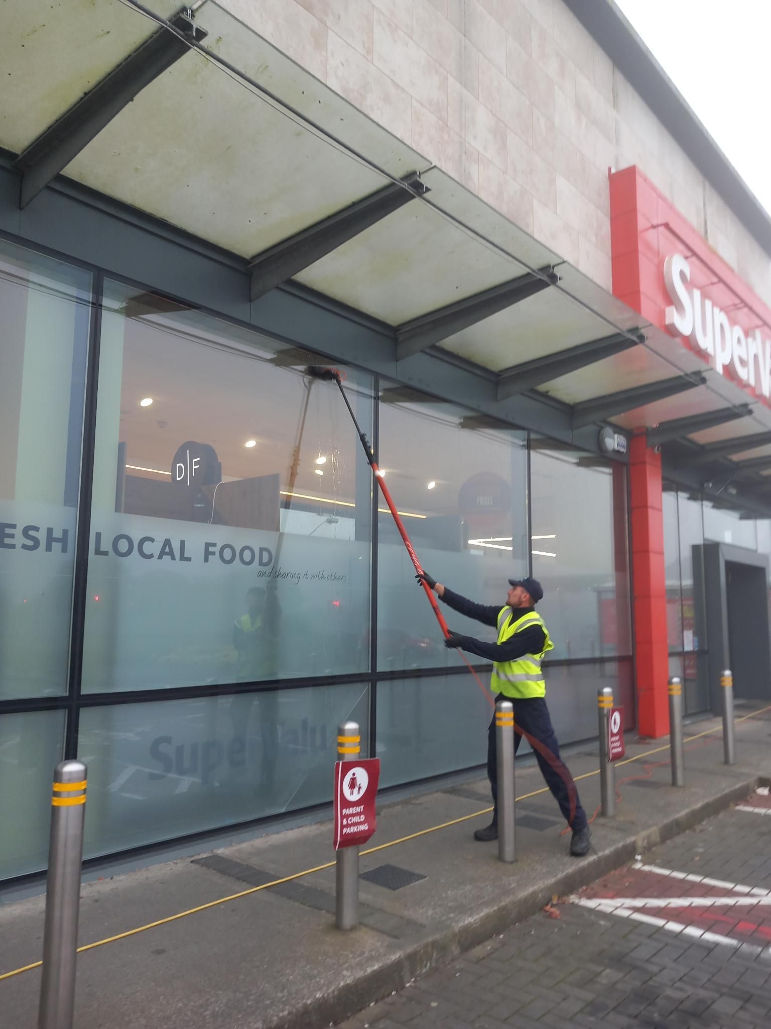 Window Cleaning by Domestic & General