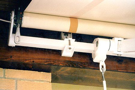 tenda a bracci a righe da esterno