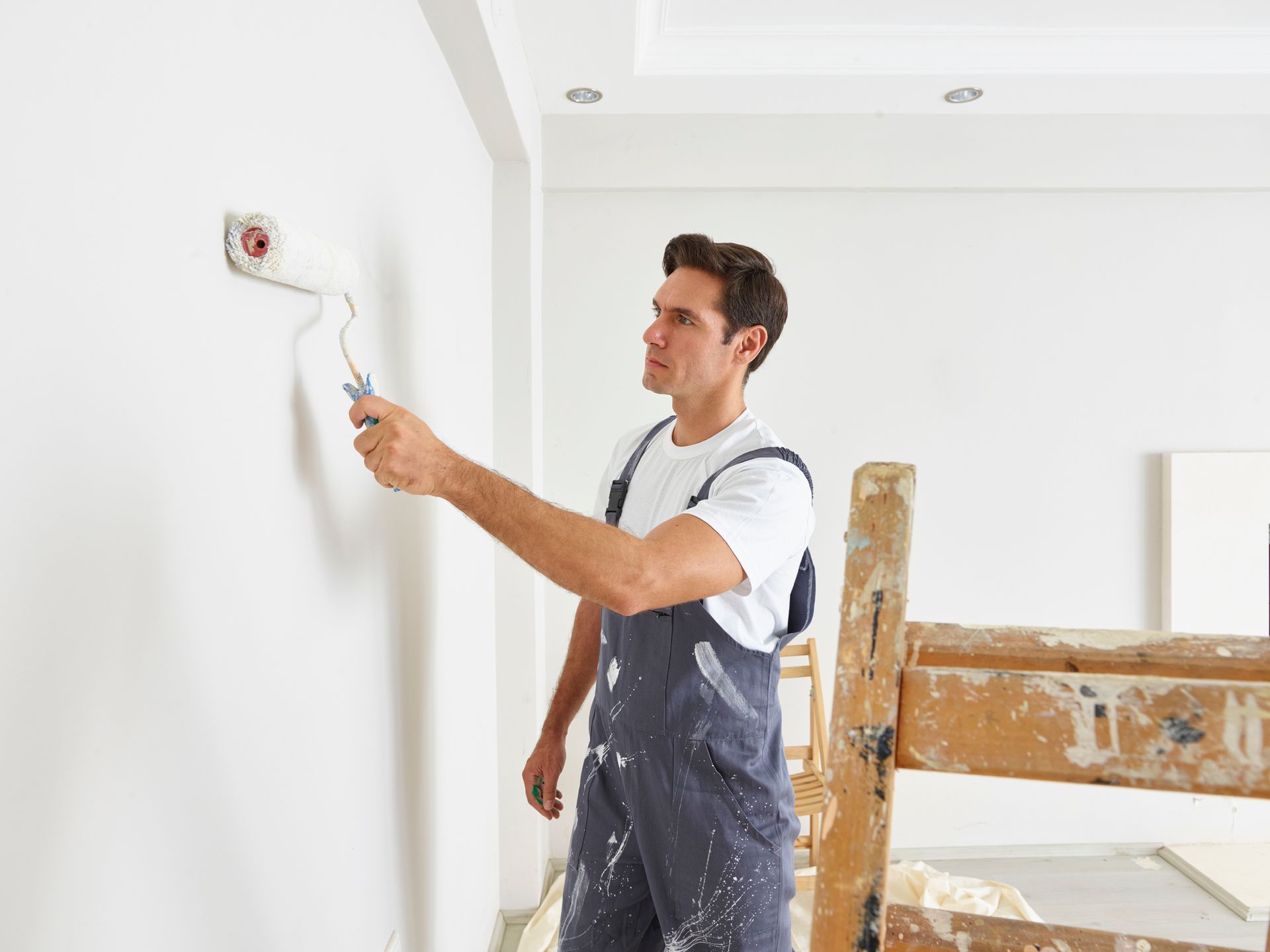 IMBIANCATURE E PICCOLE MANUTENZIONI