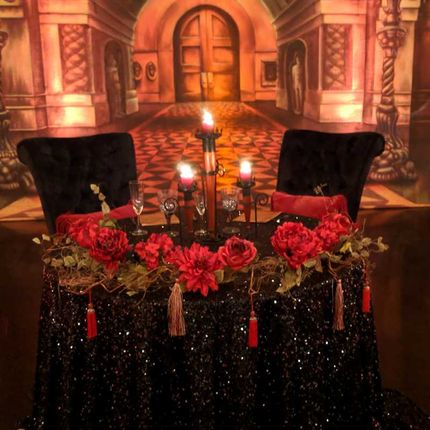 Gothic Bridal Table
