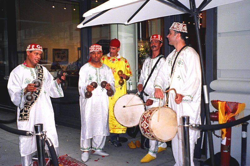 Meet and Greet entertainment image showing  a live Gnawa band greeting setup
