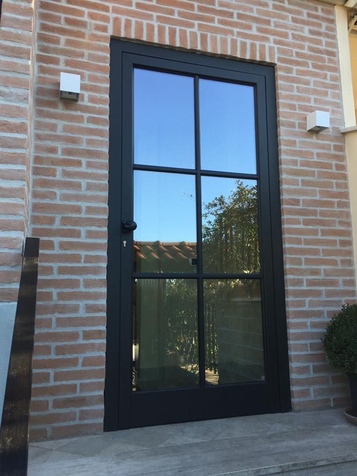 Infissivittori - realizzazione infissi - Roma