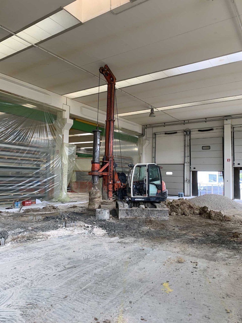 Trivellazione dentro stabilimento