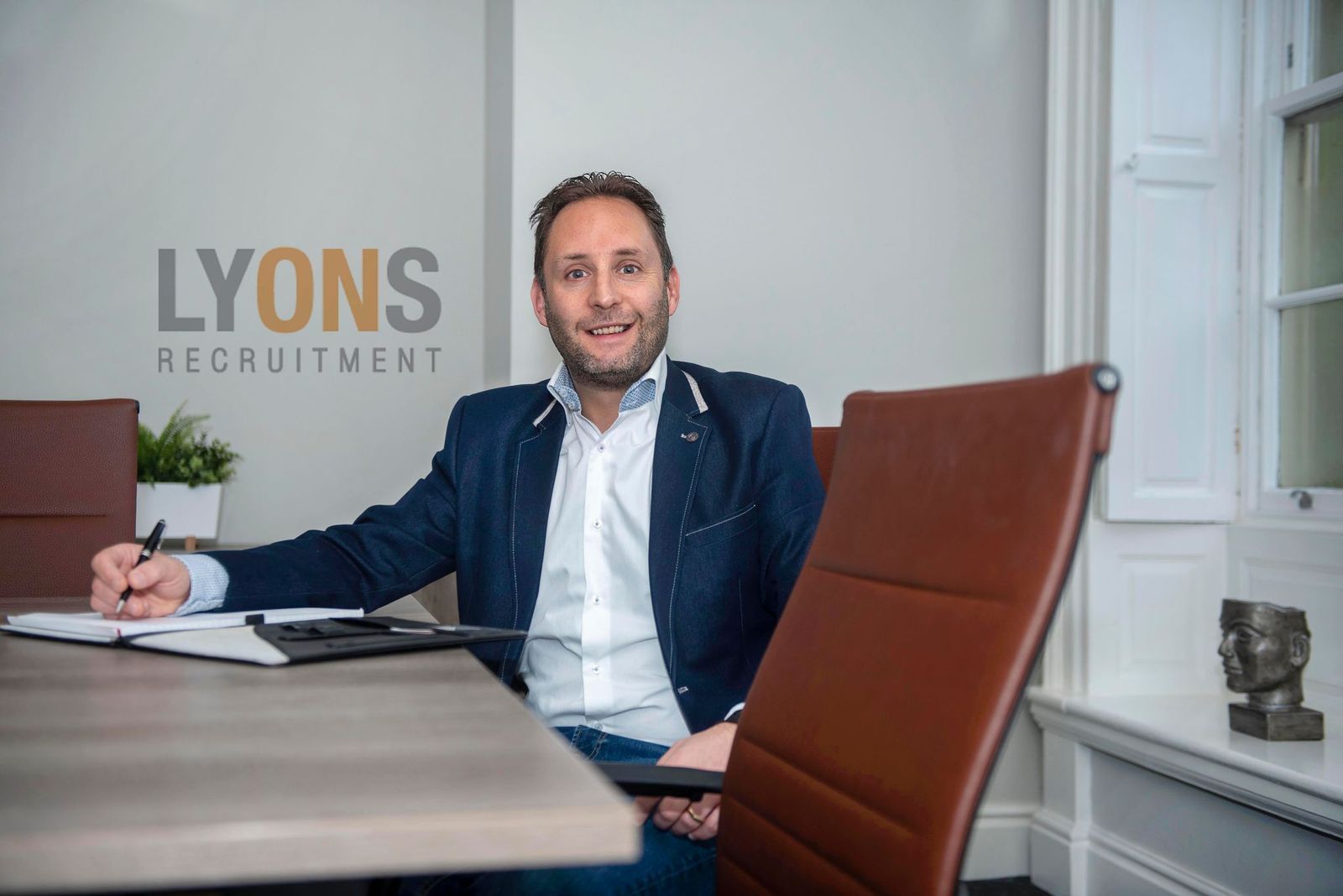 lyons-recruitment-job-vacancies