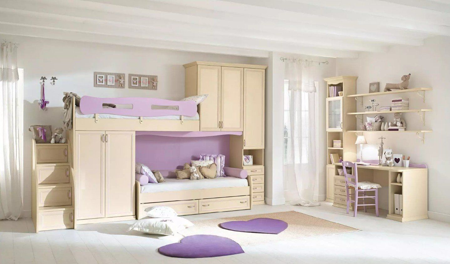 cameretta per bambine con arredi color crema e lilla