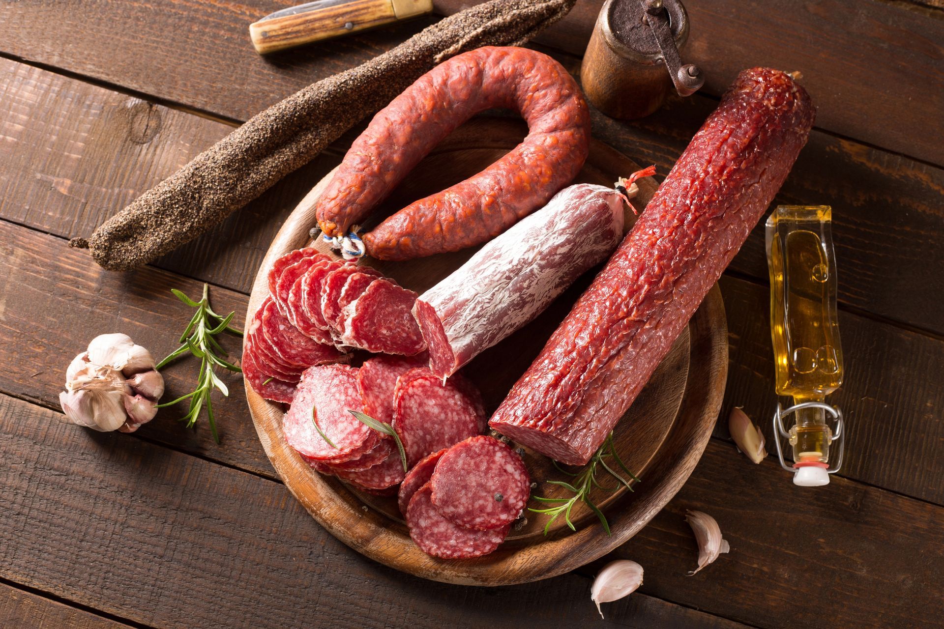 Salames, embutidos, charcutería