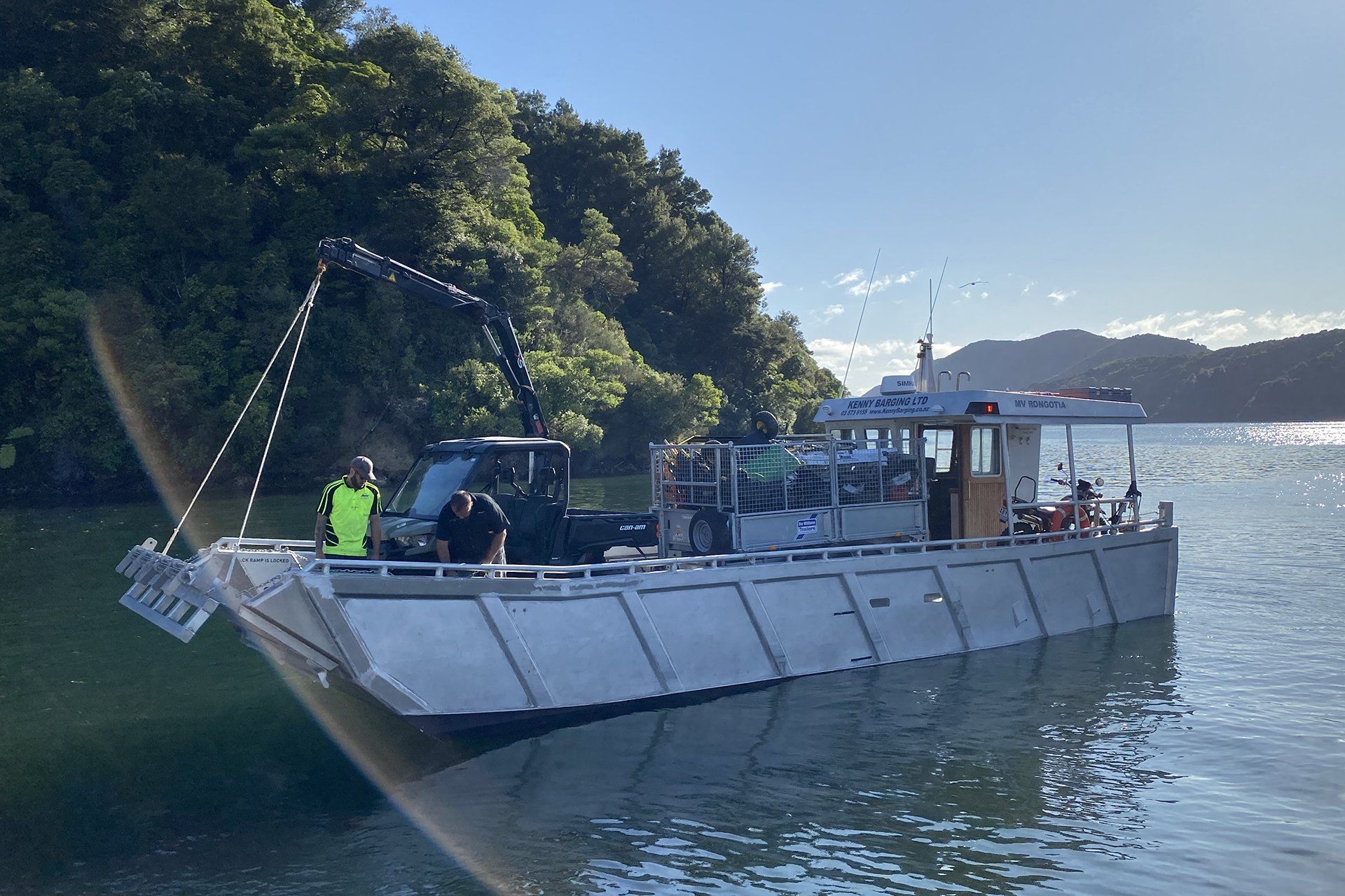 Barge loading for O'Donnell Park Barging Ltd in Picton NZ