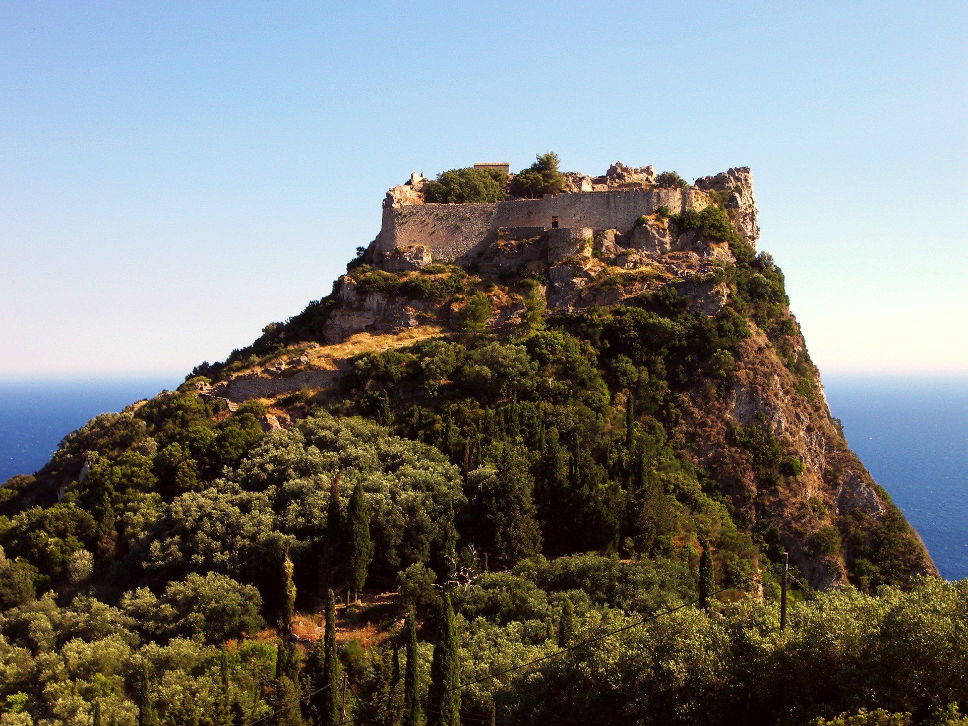 Angelokastro Castle