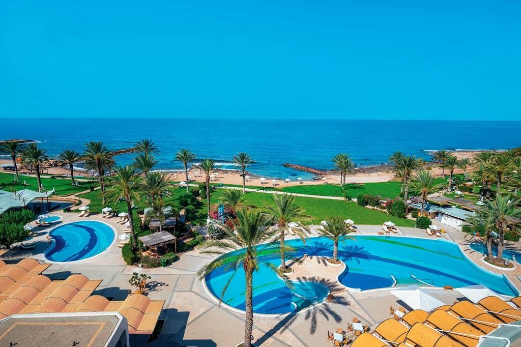 YourHolidays.co.uk presents Bridge Holidays at the Alvor Baia Resort Hotel, Algarve, Portugal