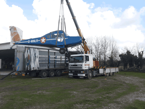 autogru per trasporto aeroplano