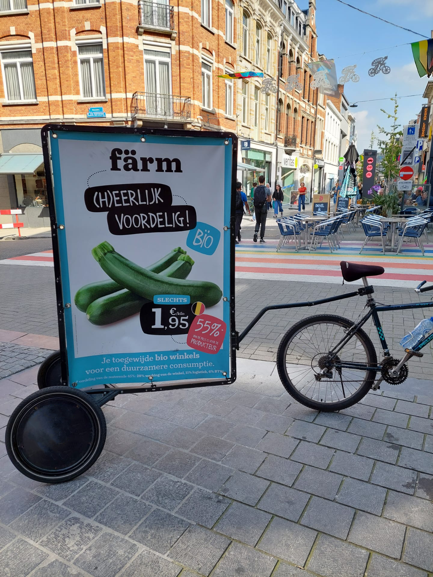 campagne de street marketing - Vélo publicitaire exemple