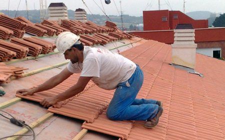 construir y poner tejados de tejas en alcala de henares, madrid