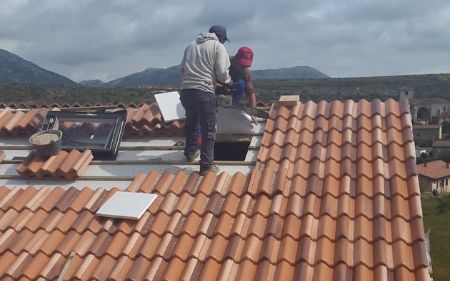 reparar tejado de tejas con goteras en alcalá, madrid