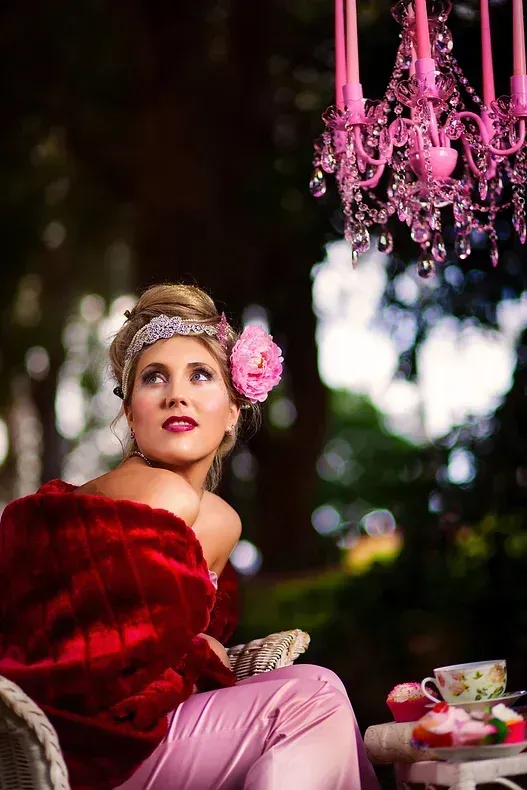 Makeup and styling by Bombshell Makeup (now Charishma) using air brush makeup. Photo by Andy Gock