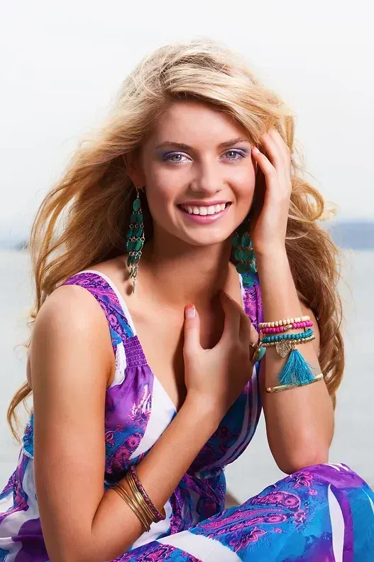 Makeup and styling by Bombshell Makeup (now Charishma) using air brush makeup. Photo by Andy Gock