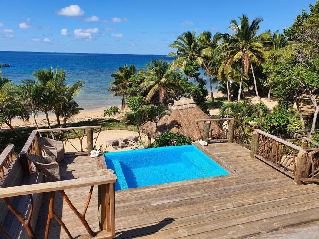 A private pool on the deck at Oneta Resort in Fiji 