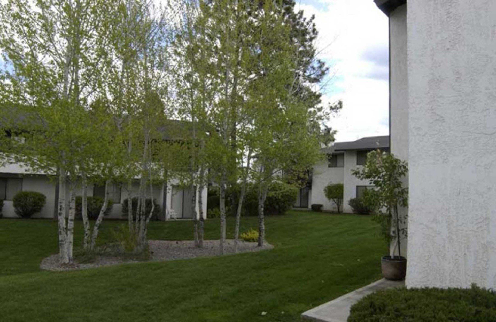 Rockcliffe Apartments