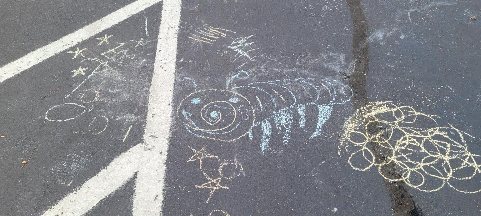 chalk drawings for 2021 Trunk or Treat