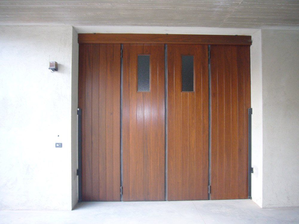 Portone di un box con apertura elettrica