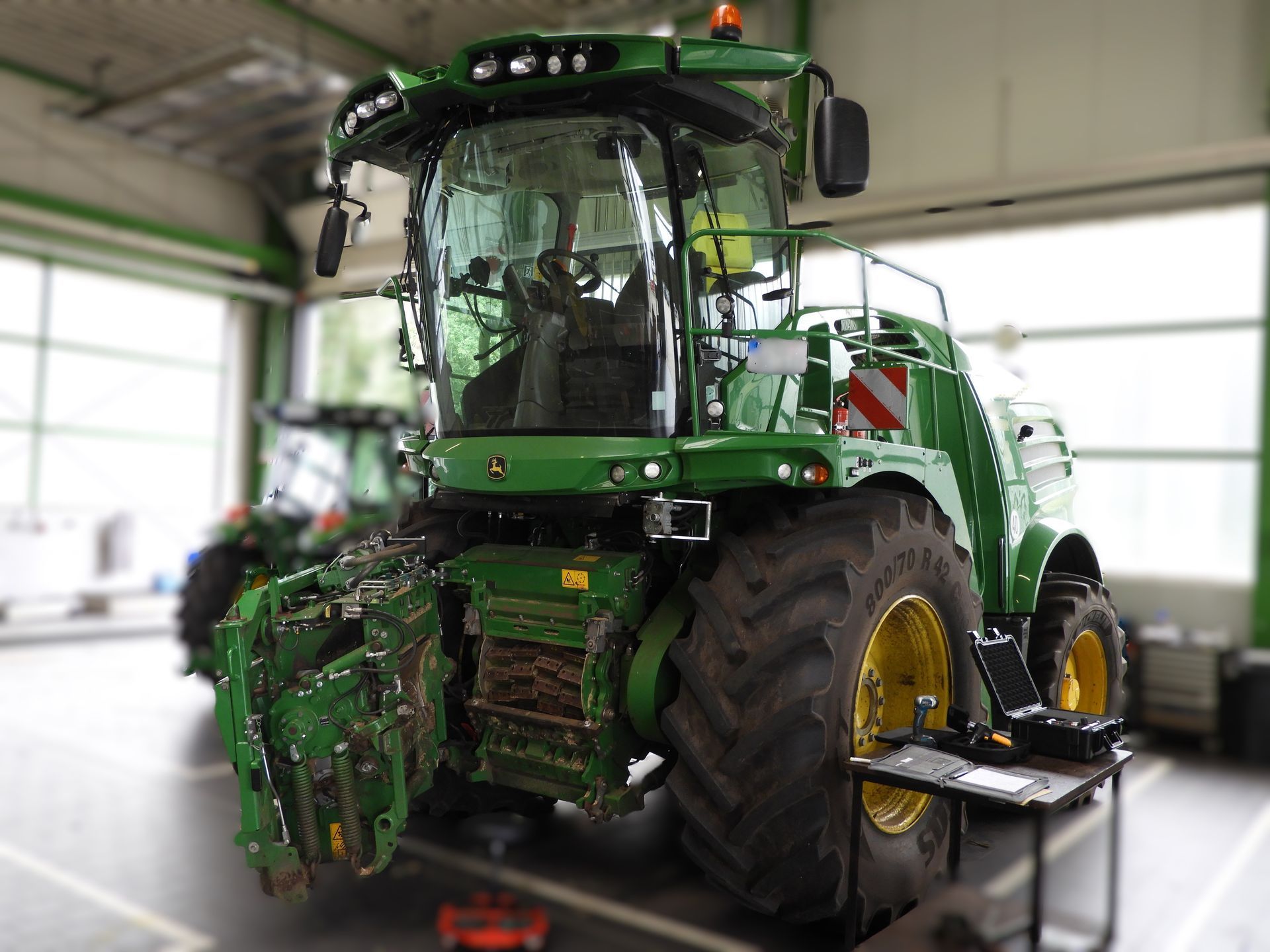 Schadenursache, John Deere 8500, Feldhäcksler, Trommelschaden, Messerschaden, Schadengutachten, Kalkulation