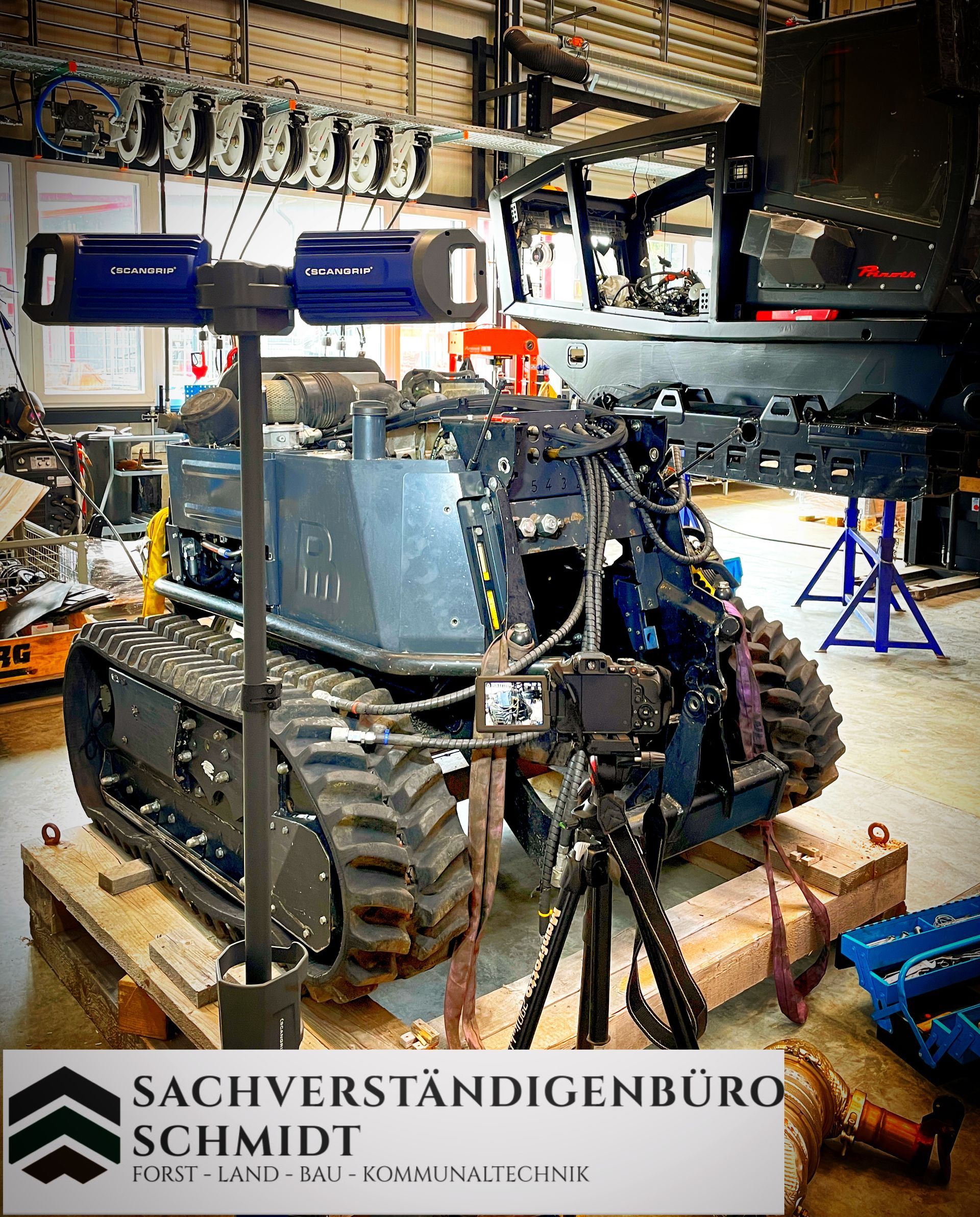 Gutachten Forsttechnik, Gutachten Forstmaschine, Mulchraupe, Prinoth, Brandursache, Schadengutachten, Ermittlung