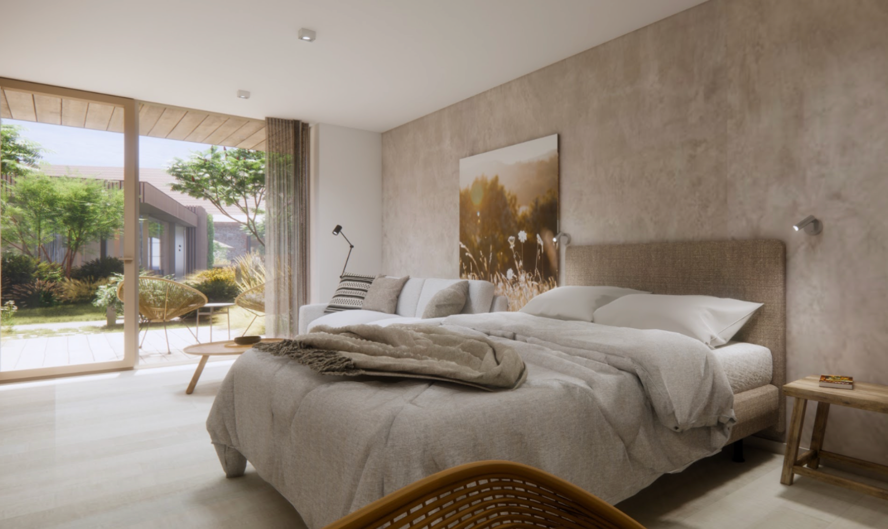 Hotelový pokoj s postelí, židlí, stolem a televizí.