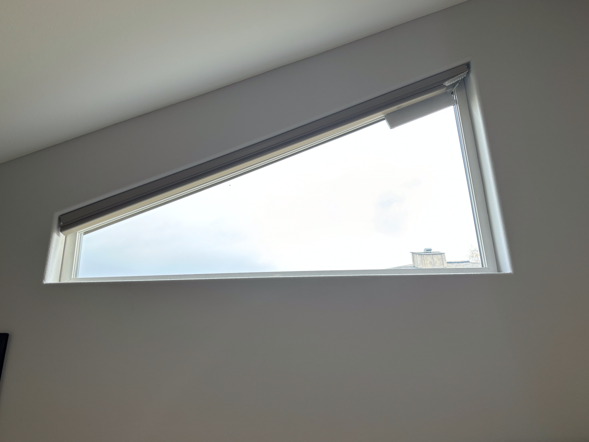 Duette Operable Angled Shades