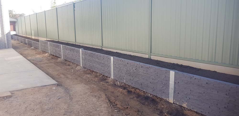 Retaining Walls — Bendigo, VIC — Ian Kelly Landscape Contractor 