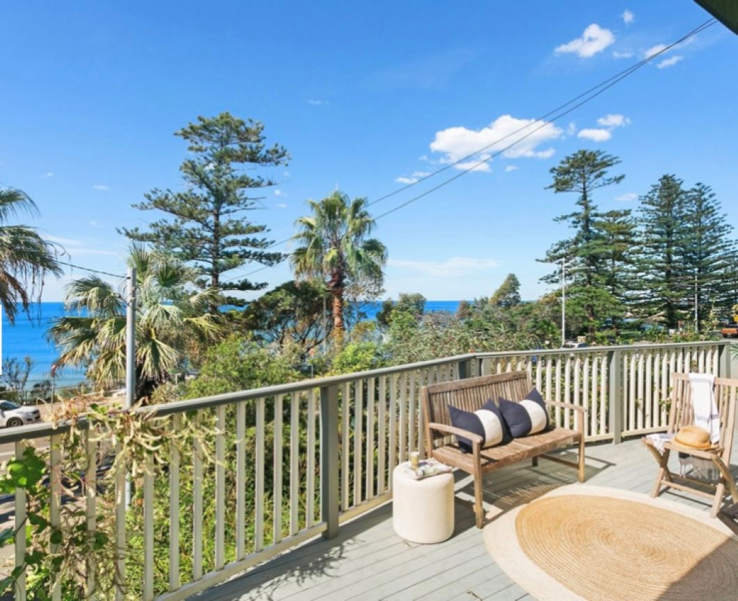 The Cliff Road Beach Apartment @ North Gong