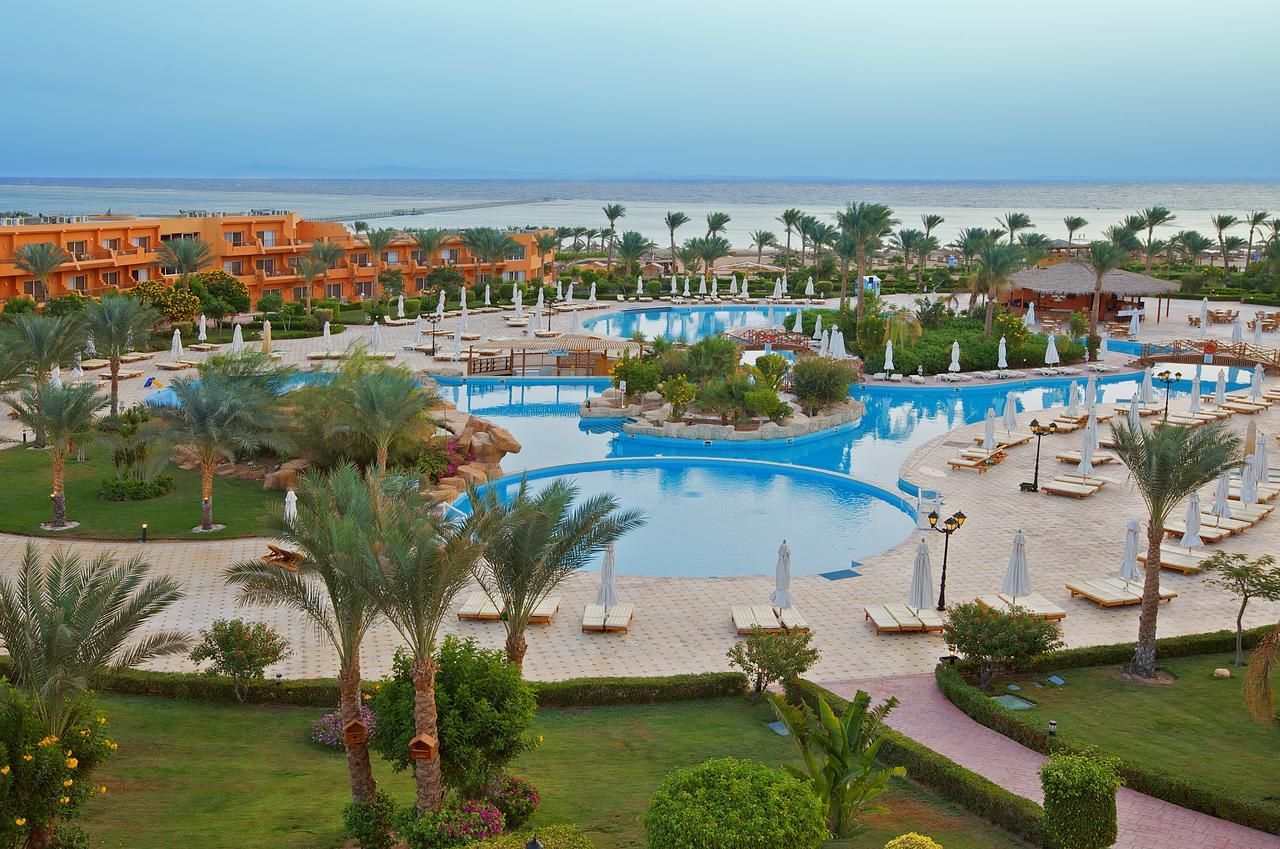 Amwaj Oyoun Resort & Casino