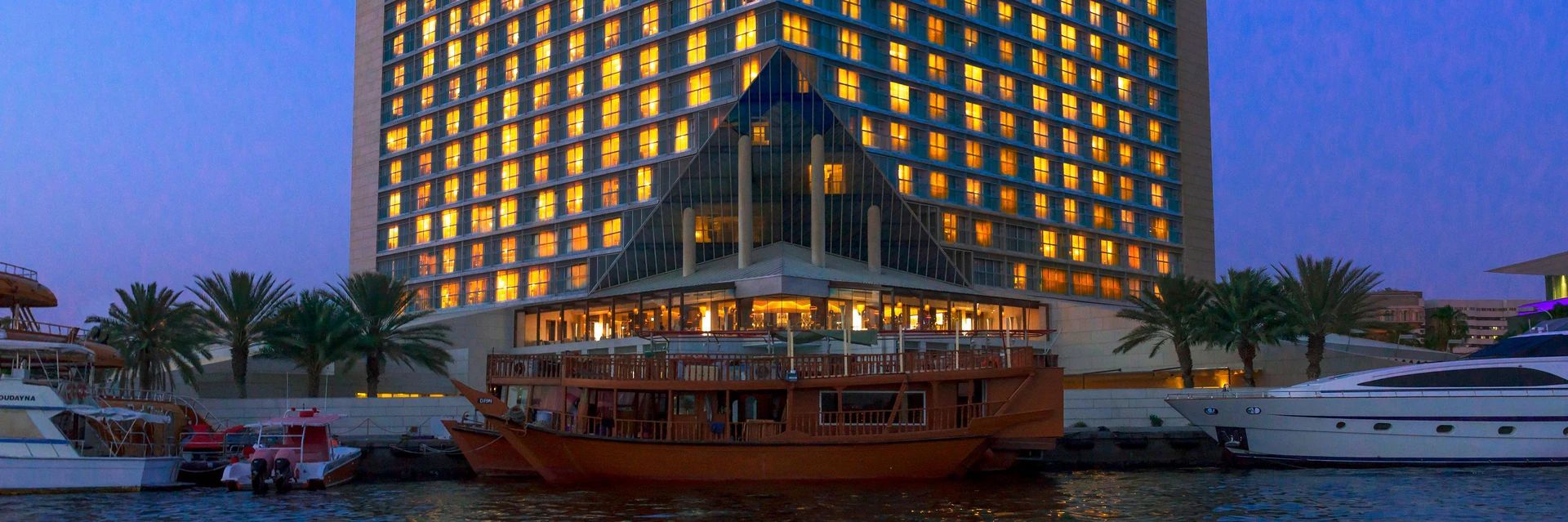 Sheraton Creek Hotel & Towers 