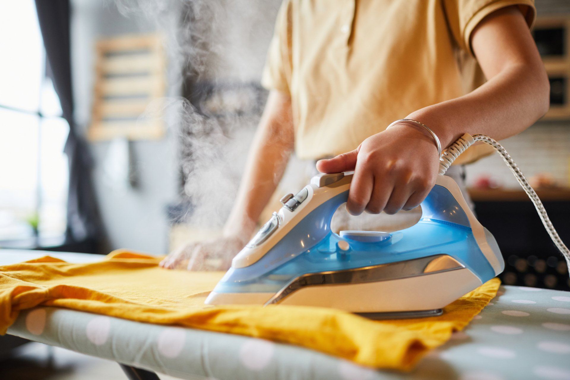 Arbeiten als Haushaltshilfe im Pflegedienst