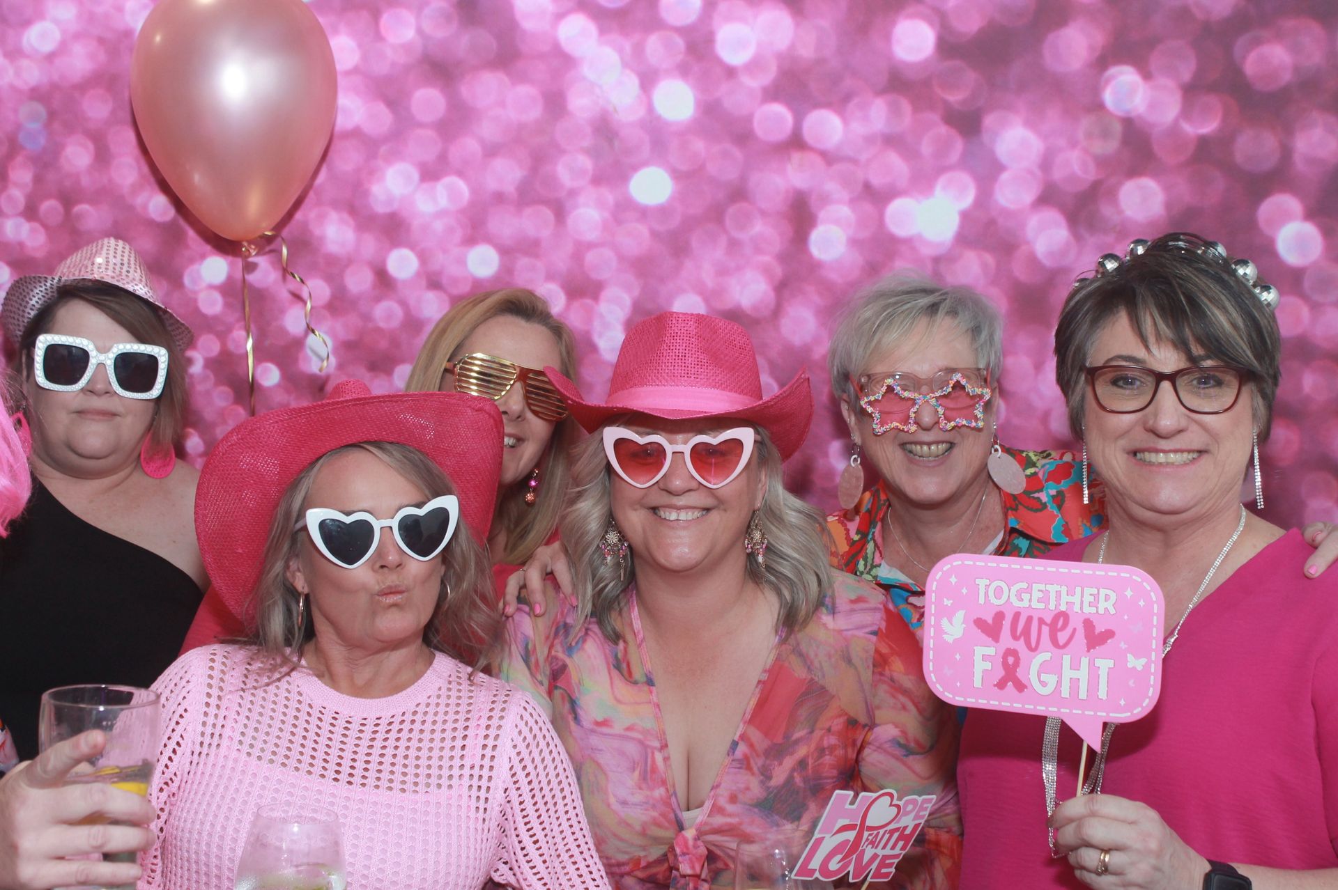 Beautiful fundraiser for the Hunter Breast Cancer Foundation last week. Everyone loved the range of props and our team of engaging hosts