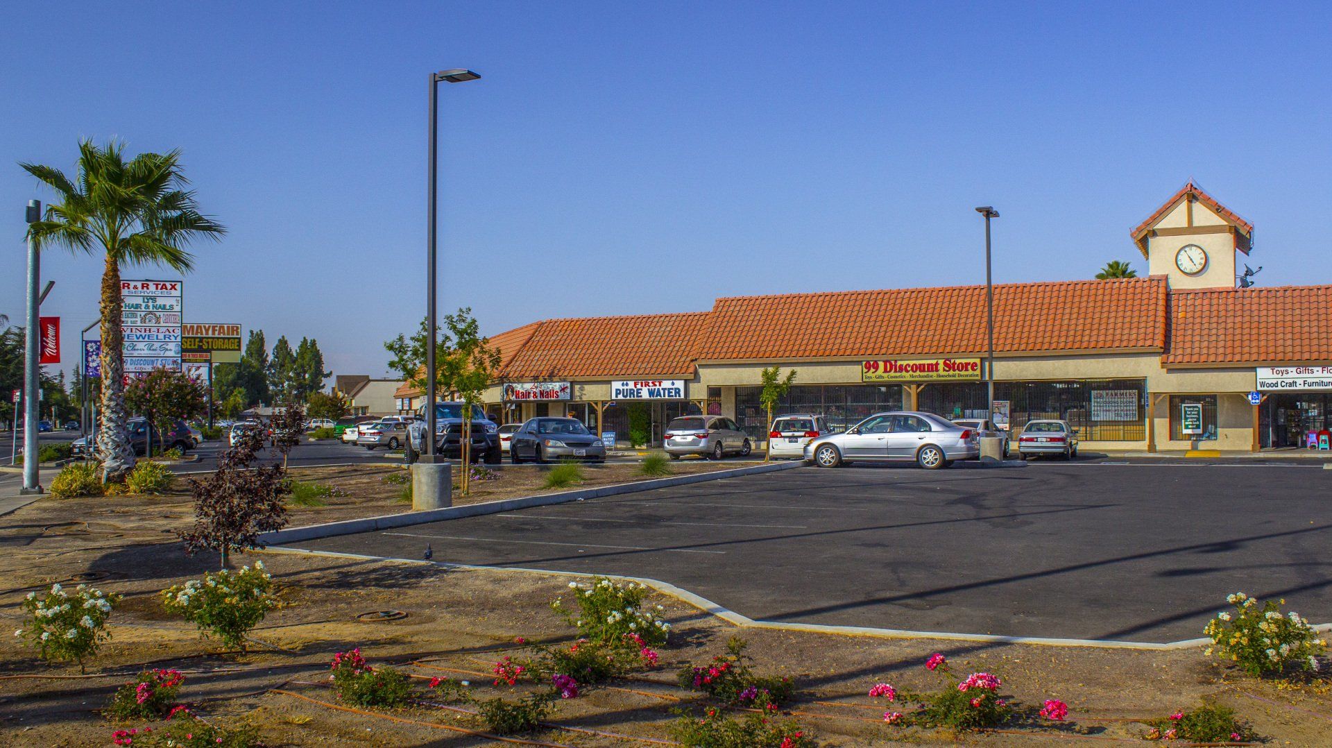 Mayfair Center Fresno 17
