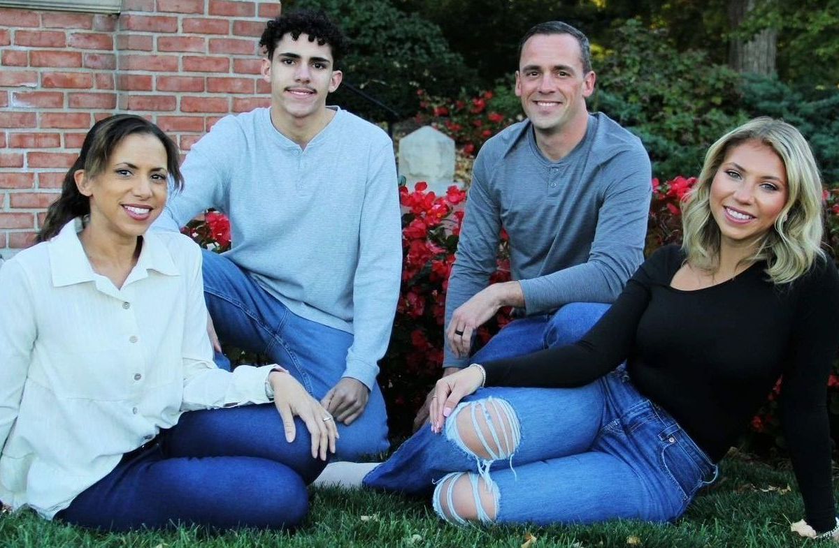 Sanders Family. Sanders Funeral Care in Indiana.